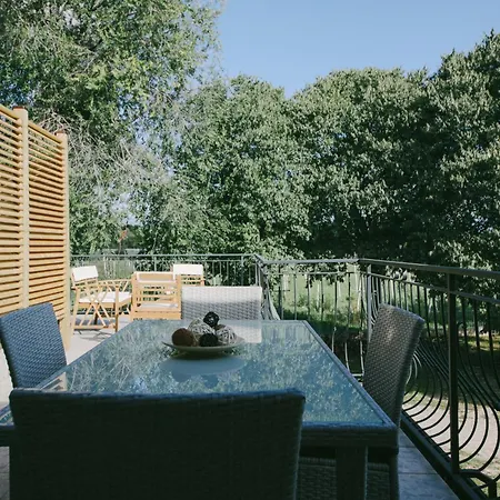 Daire Orchidea E Glicine *